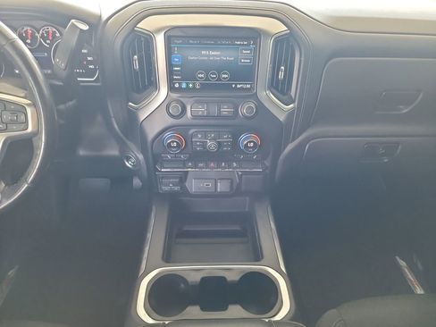 Used 2021 Chevrolet Silverado 1500 RST AWD/4WD image 19