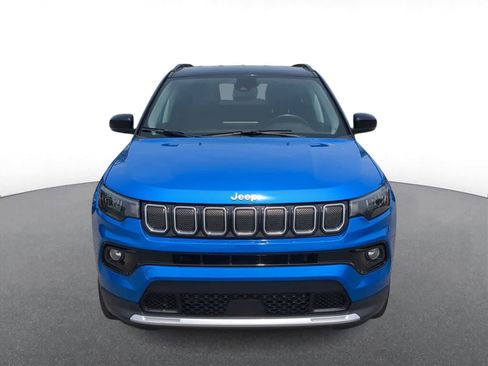 Used 2022 Jeep Compass Limited AWD/4WD image 3