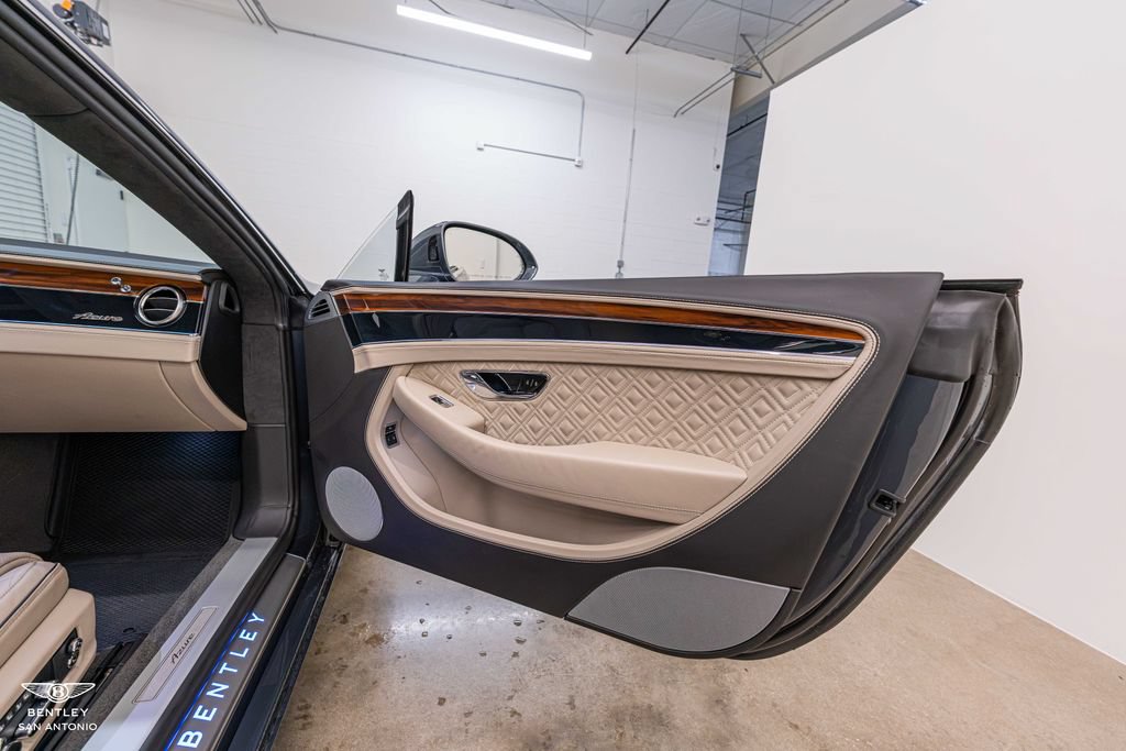 Used 2023 Bentley Continental GT V8 AWD/4WD image 28