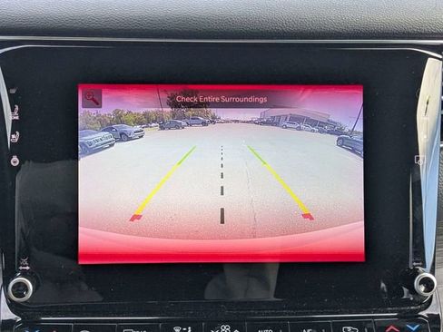 Used 2023 Jeep Wagoneer L Series III RWD image 28