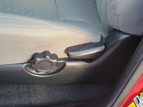 Certified 2022 Toyota Tacoma SR image 13