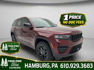 Used 2025 Jeep Grand Cherokee Altitude AWD/4WD video 1