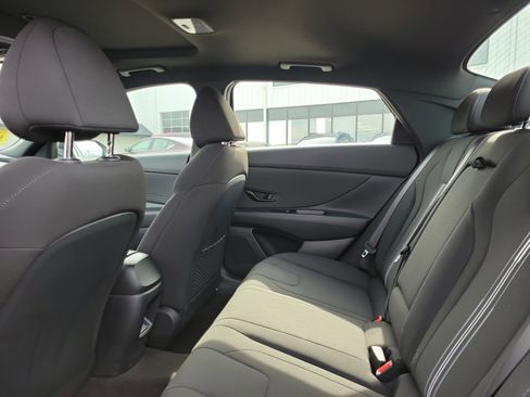 New 2026 Hyundai Elantra SEL Sport Premium FWD image 15