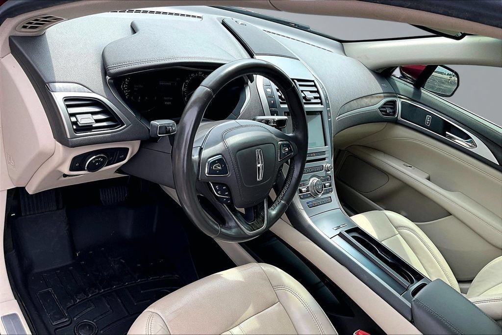 Used 2017 Lincoln MKZ Reserve w/ Climate Package AWD/4WD image 13