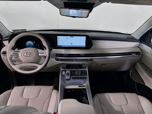 Used 2025 Hyundai Palisade Calligraphy AWD/4WD image 19