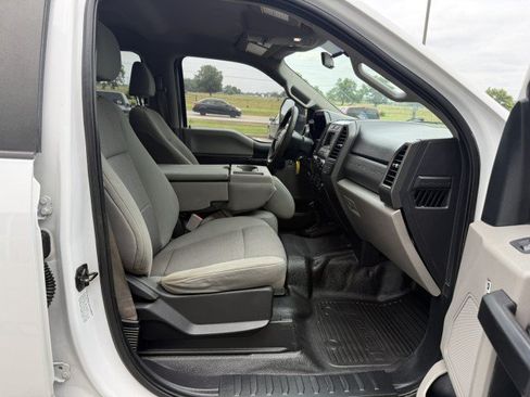 Used 2019 Ford F550 4x4 Crew Cab Super Duty image 8