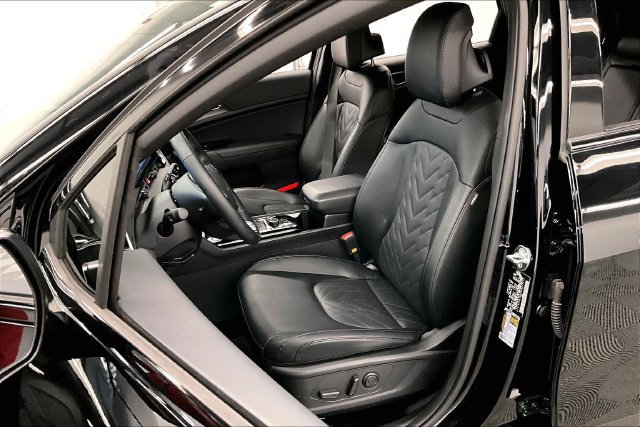 Used 2025 Kia Sportage X-Pro AWD/4WD image 24