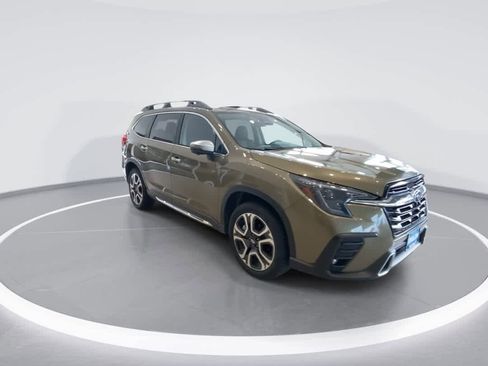 Used 2023 Subaru Ascent Touring AWD/4WD image 2