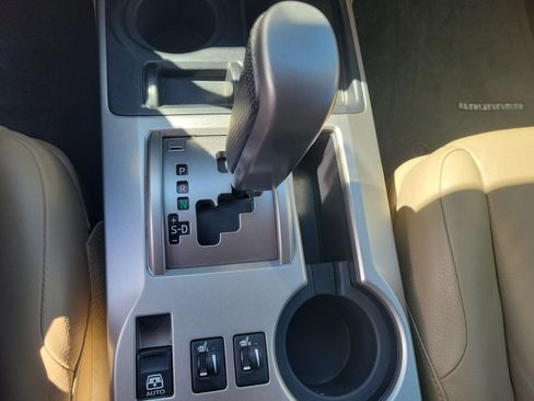 Used 2013 Toyota 4Runner SR5 w/ Premium Pkg RWD image 28