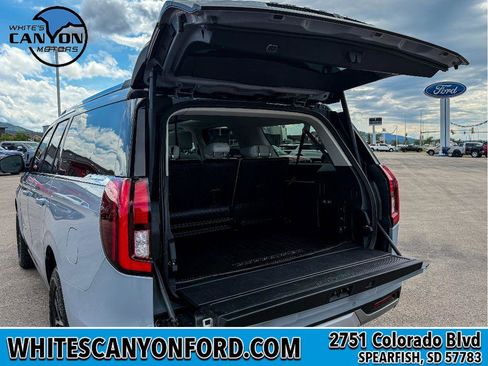 Used 2025 Ford Expedition Max Platinum AWD/4WD image 11