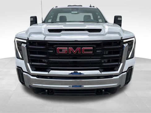 New 2026 GMC Sierra 3500 Pro image 2