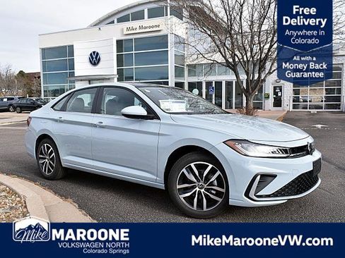 New 2026 Volkswagen Jetta SE image 1