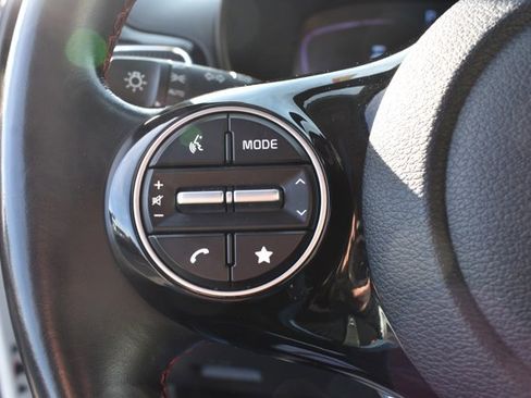 Used 2023 Kia Soul GT-Line image 21