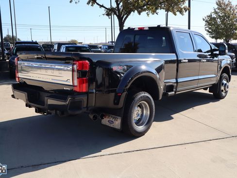 Certified 2024 Ford F350 Platinum image 4
