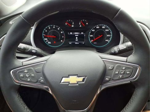 Used 2025 Chevrolet Malibu RS w/ LPO, Floor Liner Package image 14