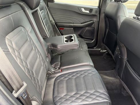 Used 2024 Ford Escape Platinum w/ Premium Technology Package image 42