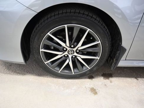 Used 2023 Toyota Camry XLE w/ Cold Weather Package image 31