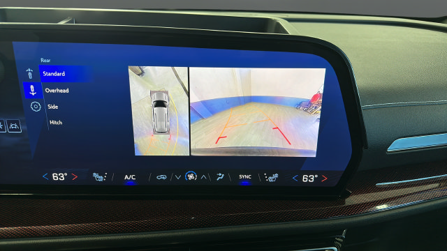 Used 2024 Chevrolet Traverse Z71 w/ LPO, Floor Liner Package AWD/4WD image 13