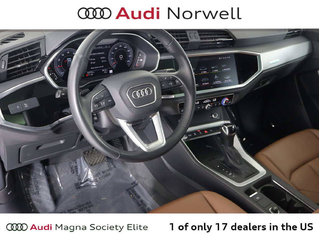 Certified 2024 Audi Q3 2.0T Premium Plus w/ Premium Plus Package AWD/4WD image 2