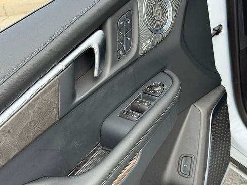 New 2026 Buick Enclave Avenir w/ Super Cruise Package image 17