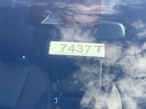 Used 2021 Buick Encore GX Select image 34