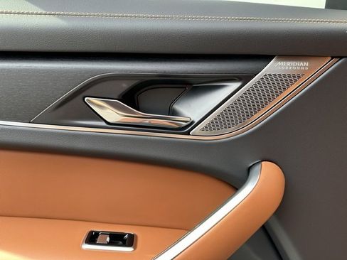 New 2026 Jaguar F-PACE R-Dynamic S image 21