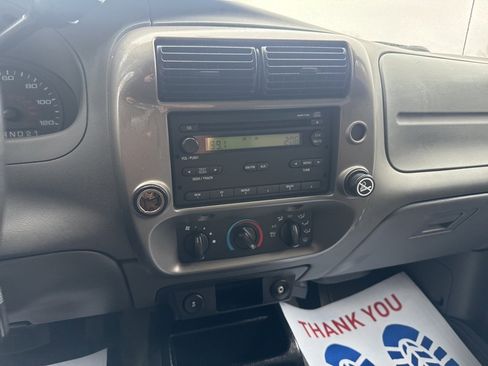 Used 2011 Ford Ranger XLT image 21