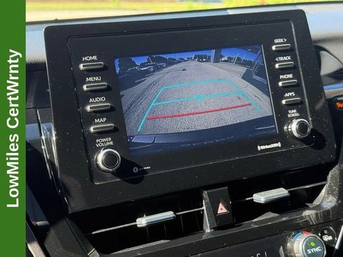 Used 2022 Toyota Camry SE w/ Carpet Mat Package (TMS) FWD image 26
