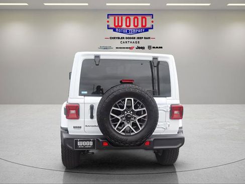 New 2026 Jeep Wrangler Unlimited Sahara AWD/4WD image 4