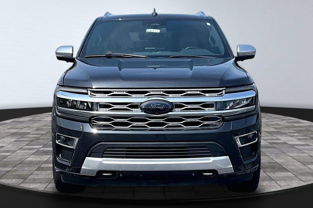 Used 2022 Ford Expedition Max Platinum AWD/4WD image 3