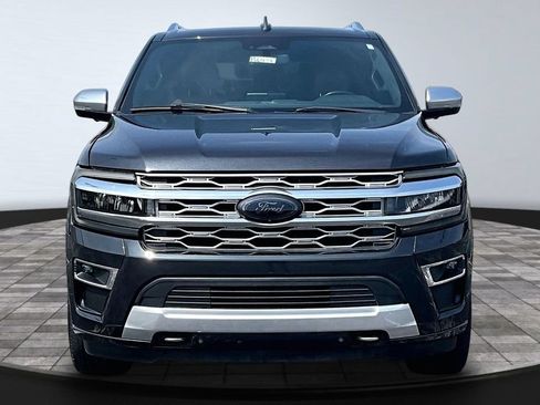 Used 2022 Ford Expedition Max Platinum AWD/4WD image 3