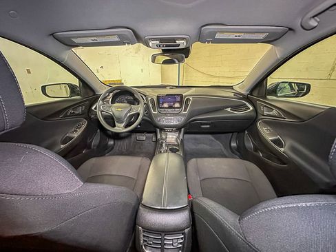 Used 2024 Chevrolet Malibu LT FWD image 28