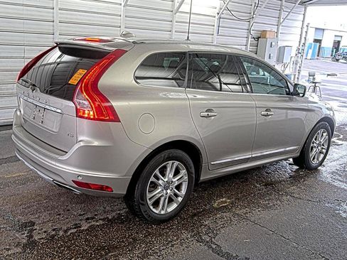 Used 2016 Volvo XC60 T5 Premier w/ Proximity Package FWD image 2