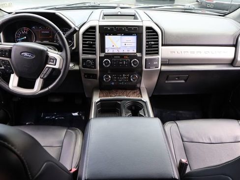 Used 2019 Ford F250 Lariat w/ Lariat Ultimate Package AWD/4WD image 16