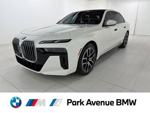 Certified 2023 BMW 760i xDrive w/ Parking Assistance Package AWD/4WD image 1