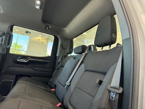 Certified 2024 GMC Sierra 1500 Elevation w/ LPO, Elevation Black Package AWD/4WD image 11