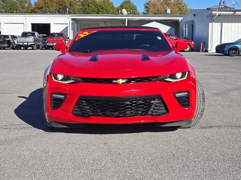 Used 2017 Chevrolet Camaro SS image 2