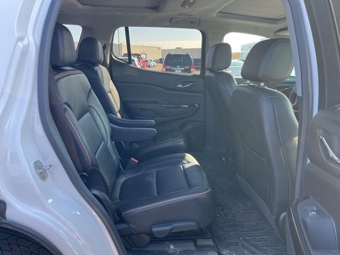 Used 2021 GMC Acadia AT4 w/ Technology Package image 3