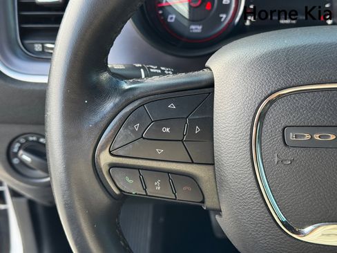 Used 2019 Dodge Charger SXT image 15