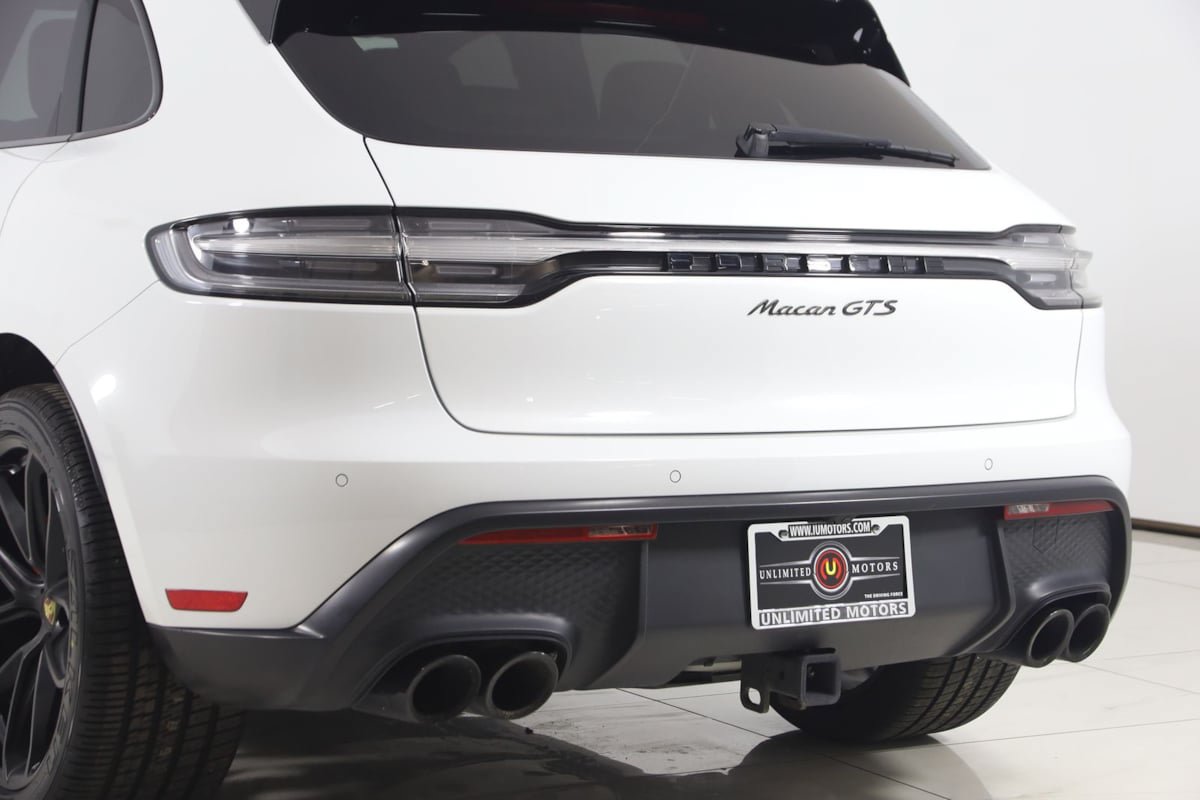 Used 2023 Porsche Macan GTS w/ GTS Sport Package AWD/4WD image 29