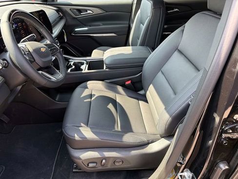 New 2026 Chevrolet Traverse LT w/ Enhanced Driving Package FWD image 22