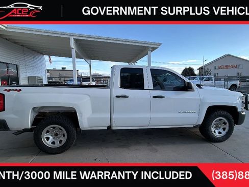 Used 2018 Chevrolet Silverado 1500 W/T w/ Trailering Package AWD/4WD image 9