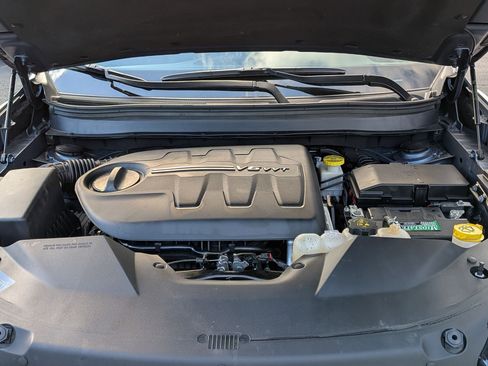 Certified 2021 Jeep Cherokee Limited w/ Elite Package image 41