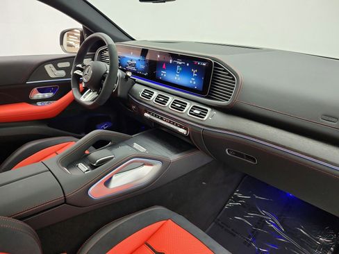 New 2026 Mercedes-Benz GLE 53 AMG 4MATIC Coupe image 15