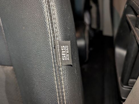 Used 2019 Dodge Grand Caravan SXT FWD image 36
