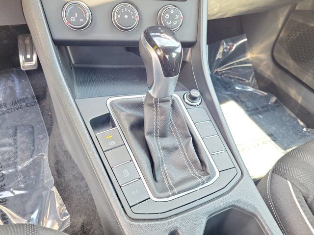 Used 2024 Volkswagen Jetta Sport FWD image 30
