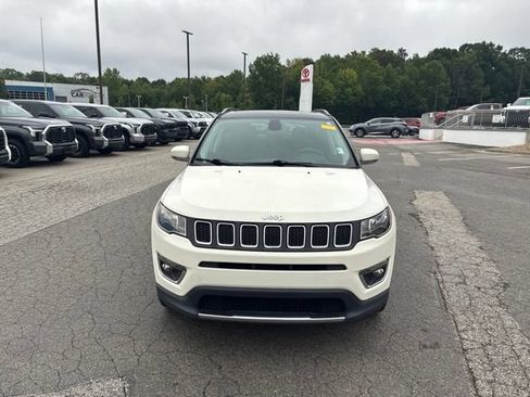 Used 2020 Jeep Compass Limited AWD/4WD image 2