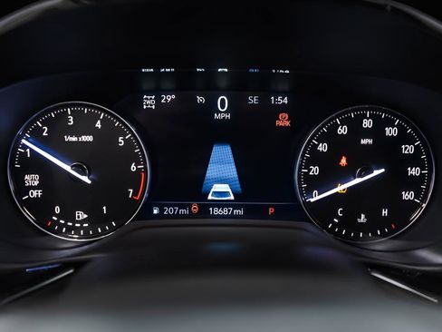 Used 2023 Buick Envision Essence image 12