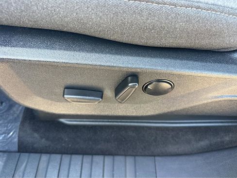 Used 2024 Ford F150 Lightning Flash image 32