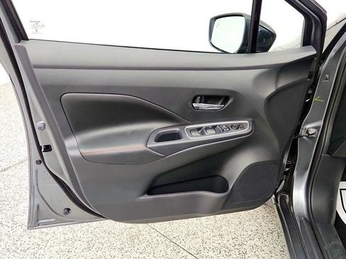 Used 2025 Nissan Versa SR w/ Trunk Package FWD image 10